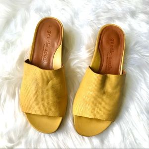 Gentle Souls by Kenneth Cole Yellow Sandal 6